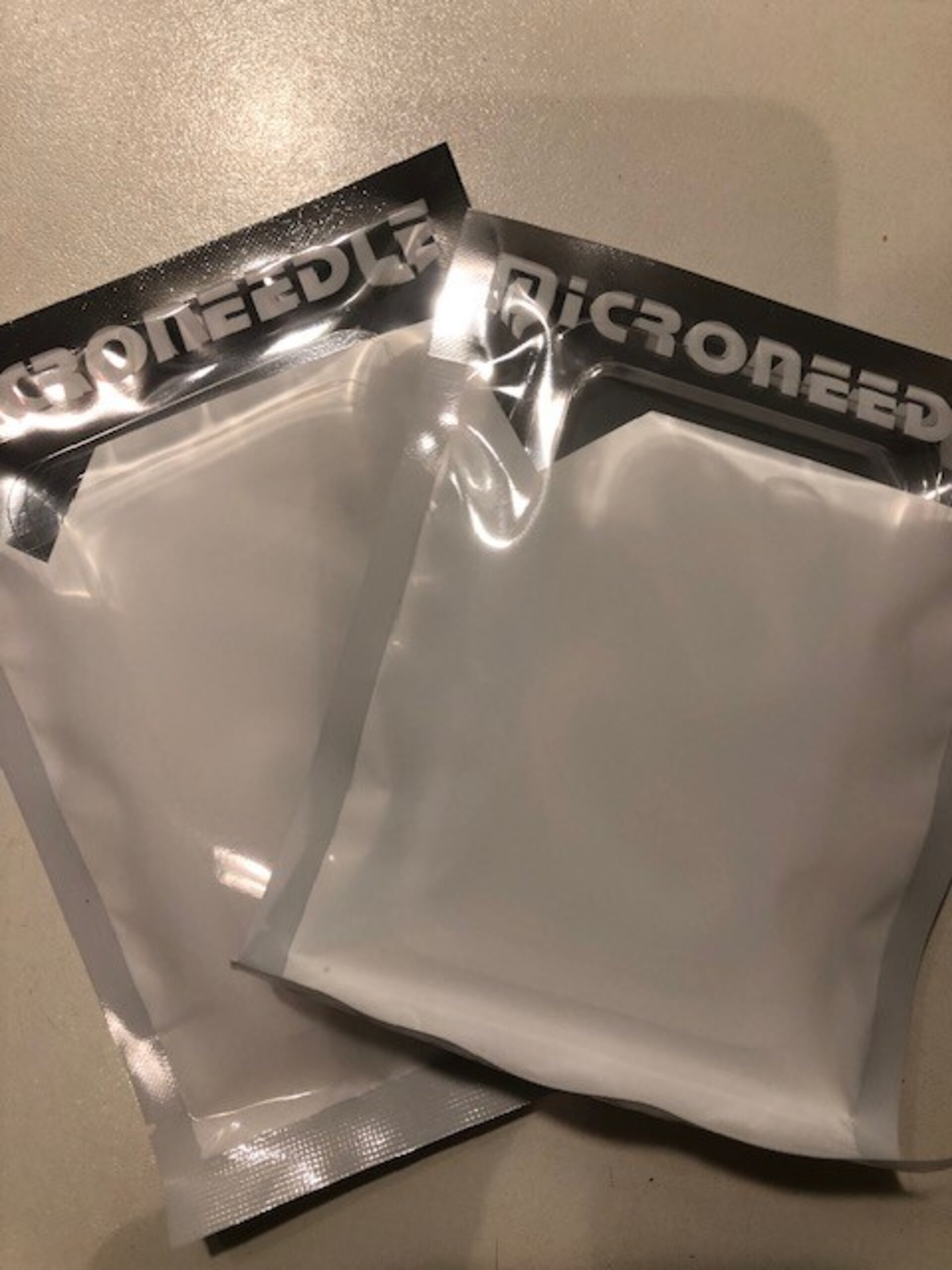 Parches de micro agujas con Acido Hialuronico - 2